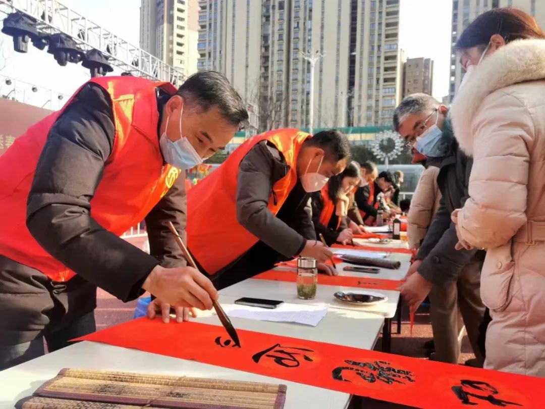 迈博myball广泛开展 “我们的中国梦”——送万“福”进万家文艺志愿服务活动(图51)