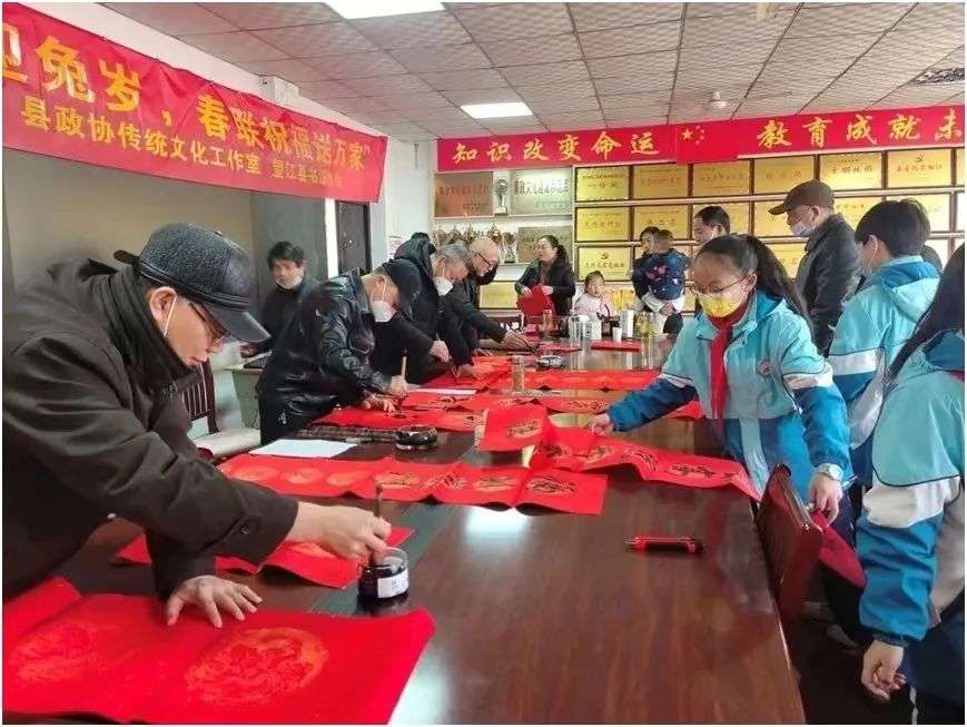 迈博myball广泛开展 “我们的中国梦”——送万“福”进万家文艺志愿服务活动(图67)