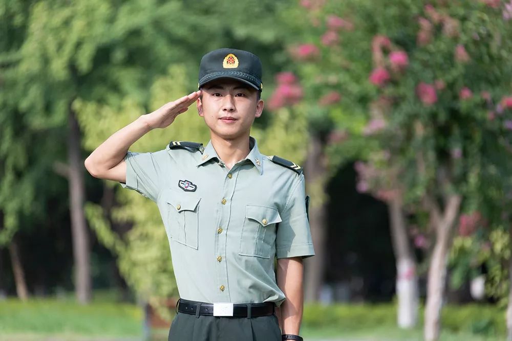 不忘初心跟党走 双拥共建一家亲 ——省文联文艺志愿服务走进省军区军营(图22) 不忘初心跟党走 双拥共建一家亲 ——省文联文艺志愿服务走进省军区军营(图22)