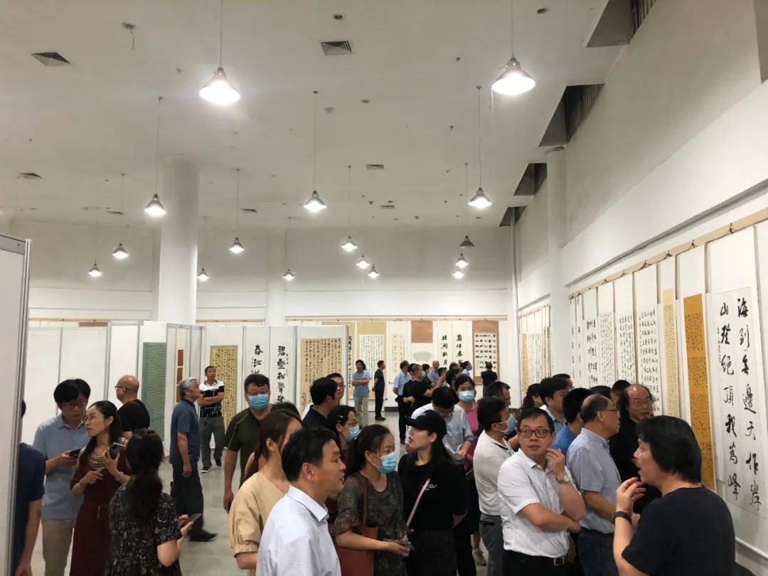 淮南市优秀获奖书家作品展在淮南市博物馆开幕(图6) 淮南市优秀获奖书家作品展在淮南市博物馆开幕(图6)