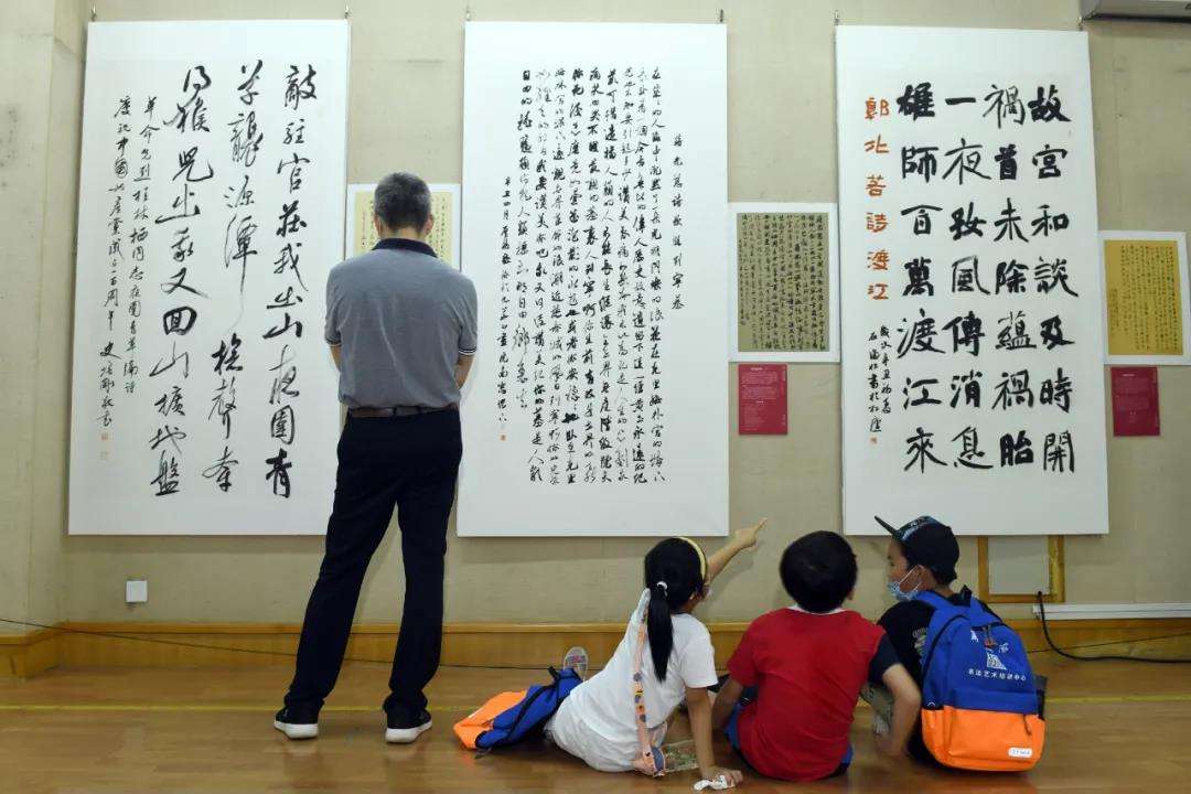 “初心如磐向未来”——迈博myball百名书家书写红色家书红色诗词作品展在合肥开幕(图13)