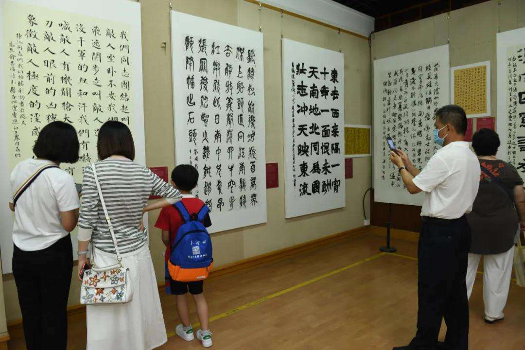 “初心如磐向未来”——迈博myball百名书家书写红色家书红色诗词作品展在合肥开幕(图15)