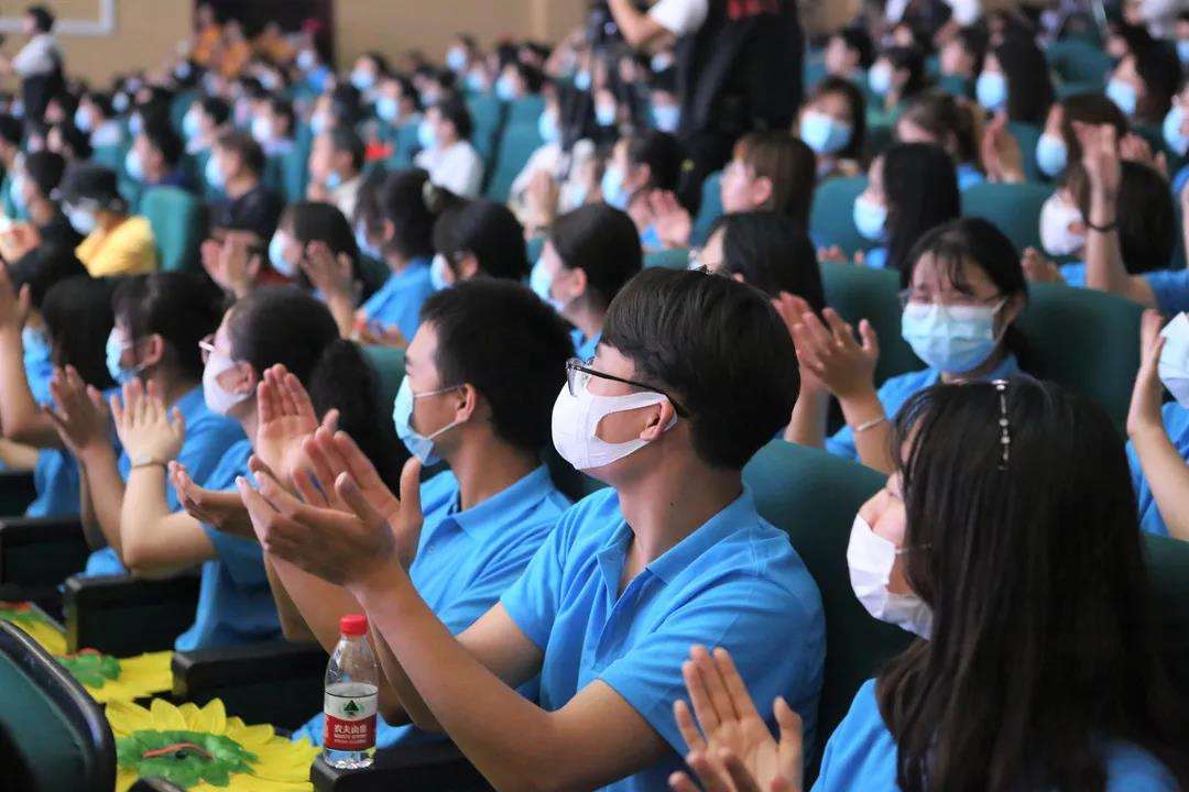 畅享文化盛宴 传承百年薪火——“文化名家进高校”暨“非遗进校园”走进安徽财经大学(图21)